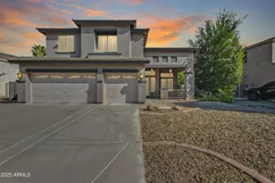 833 E Aquarius Pl, Chandler, AZ 85249 - Photo 1