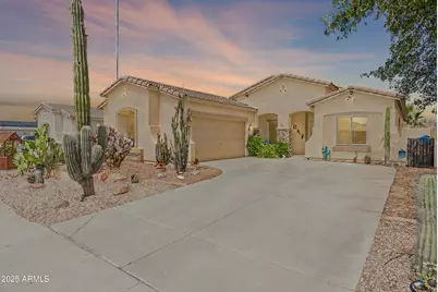 1944 N Loretta Place, Casa Grande, AZ 85122 - Photo 1