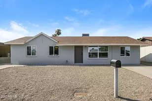 4301 E Saint Catherine Ave, Phoenix, AZ 85042 - Photo 1