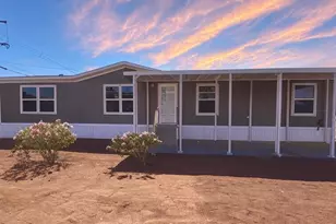 902 S Warner Dr, Apache Junction, AZ 85120 - Photo 1