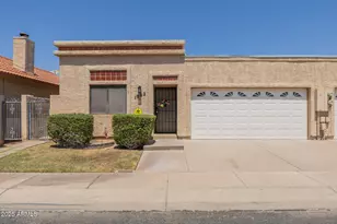 1002 E Charleston Ave, Phoenix, AZ 85022 - Photo 1