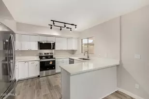 8225 E Thomas Rd, Scottsdale, AZ 85251 - Photo 1