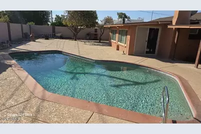 12061 N Pebble Beach Drive, Sun City, AZ 85351 - Photo 1