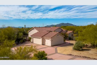 39012 N 8th, Phoenix, AZ 85086 - Photo 1