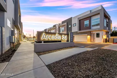 3622 N 38th, Phoenix, AZ 85018 - Photo 1