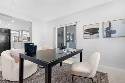 3001 N 43rd Place, Phoenix, AZ 85018 - Photo 19