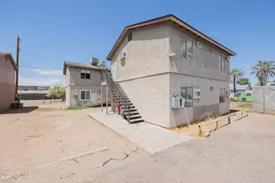 622 N 30th Pl, Phoenix, AZ 85008 - Photo 1