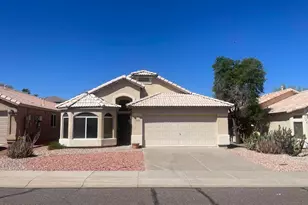 2230 E Menadota, Phoenix, AZ 85024 - Photo 1