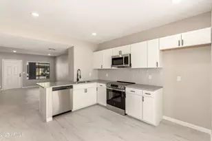 7801 N 44th Dr, Glendale, AZ 85301 - Photo 1