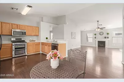 10463 W Pasadena Avenue, Glendale, AZ 85307 - Photo 1