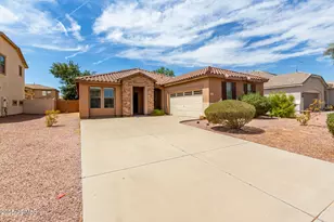 6888 S Onyx Dr, Chandler, AZ 85249 - Photo 1