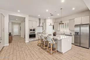 6608 E Libby St, Phoenix, AZ 85054 - Photo 1