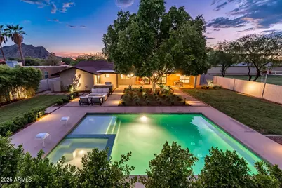 11851 N Bancroft Drive, Phoenix, AZ 85028 - Photo 1