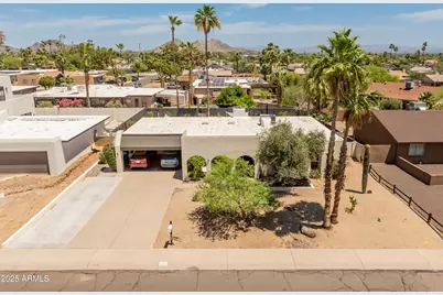 2554 E Desert Cove Avenue, Phoenix, AZ 85028 - Photo 1