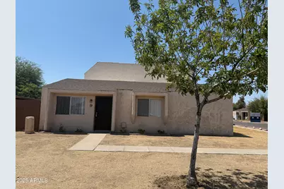 950 S Valencia Street #9, Mesa, AZ 85202 - Photo 1
