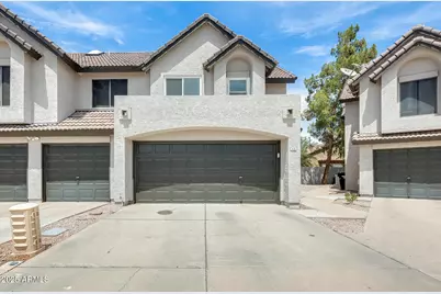 418 S Seawynds Boulevard, Gilbert, AZ 85233 - Photo 1