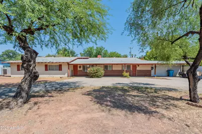 30 W Bethany Home, Phoenix, AZ 85013 - Photo 1