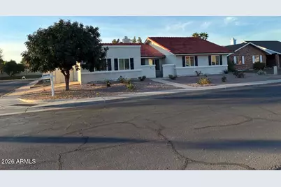 521 E Encinas Avenue, Gilbert, AZ 85234 - Photo 1