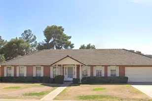 557 W Moon Valley, Phoenix, AZ 85023 - Photo 1