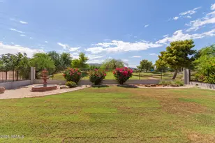 2423 E Fremont Rd, Phoenix, AZ 85042 - Photo 1