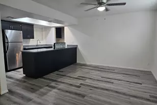 2211 W Pecan Rd, Phoenix, AZ 85041 - Photo 7