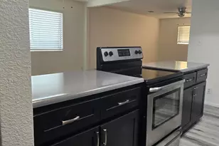 2211 W Pecan Rd, Phoenix, AZ 85041 - Photo 5