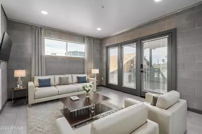 129 N 11th #2B, Phoenix, AZ 85007 - Photo 1