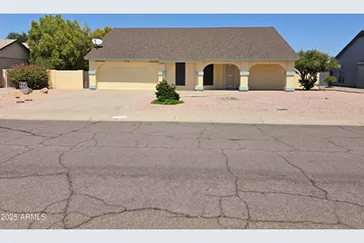 7814 W Paradise, Peoria, AZ 85345 - Photo 1