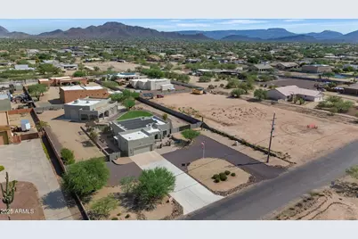 3030 W Irvine Road, Phoenix, AZ 85086 - Photo 1