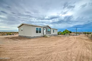 8214 S 353rd Ln, Tonopah, AZ 85354 - Photo 1