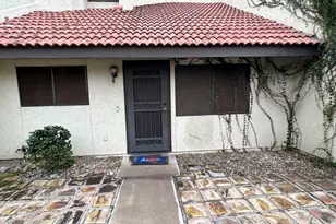 418 E Turquoise Ave, Phoenix, AZ 85020 - Photo 1