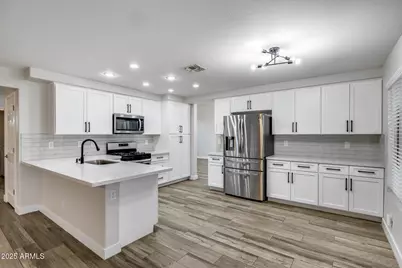 1883 W Falcon Drive, Chandler, AZ 85286 - Photo 1