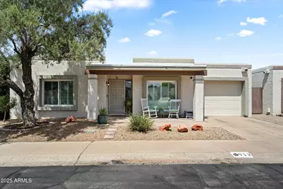 912 E Michelle Drive, Phoenix, AZ 85022 - Photo 1