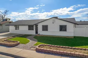 742 S Los Alamos St, Mesa, AZ 85204 - Photo 1