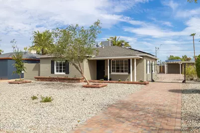 828 W Earll Drive, Phoenix, AZ 85013 - Photo 1