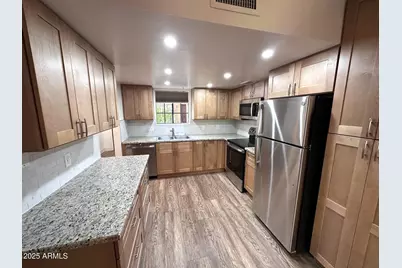 6945 E Cochise Road #108, Paradise Valley, AZ 85253 - Photo 1