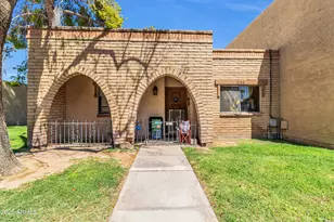 2128 E Dunbar Dr, Tempe, AZ 85282 - Photo 1