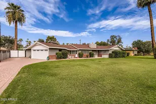 8032 N 10th Ave, Phoenix, AZ 85021 - Photo 1