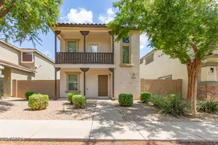 1502 S Roadrunner Dr, Gilbert, AZ 85296 - Photo 1