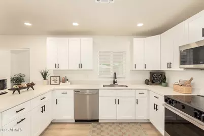 2735 W Isabella Avenue, Mesa, AZ 85202 - Photo 1