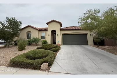 3025 W T Ryan Lane, Phoenix, AZ 85041 - Photo 1