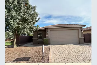 815 W Leadwood Avenue, San Tan Valley, AZ 85140 - Photo 1
