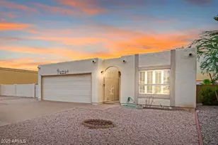 9205 E Citrus Ln N, Sun Lakes, AZ 85248 - Photo 1