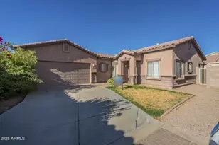 6273 S Teresa Dr, Chandler, AZ 85249 - Photo 1