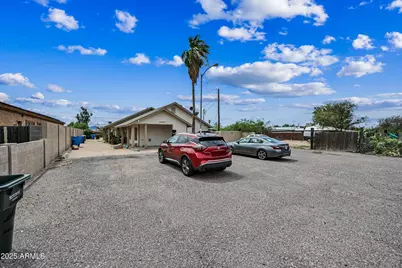 2901 E Campo Bello Drive #Apt 3, Phoenix, AZ 85032 - Photo 1