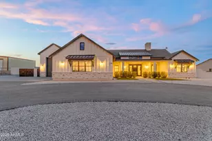 1138 W Catherine Ln, San Tan Valley, AZ 85144 - Photo 1