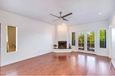 3640 N 38th Street #205, Phoenix, AZ 85018 - Photo 5