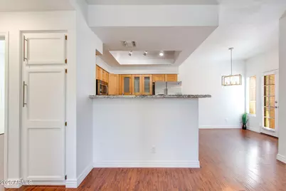 3640 N 38th Street #205, Phoenix, AZ 85018 - Photo 9