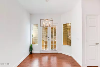 3640 N 38th Street #205, Phoenix, AZ 85018 - Photo 11