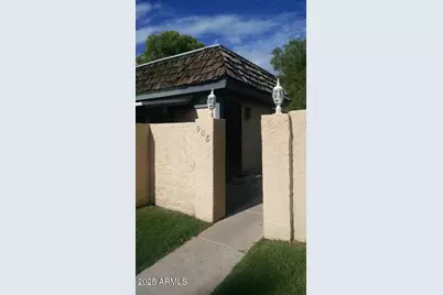 908 S Casitas Drive #A, Tempe, AZ 85281 - Photo 1